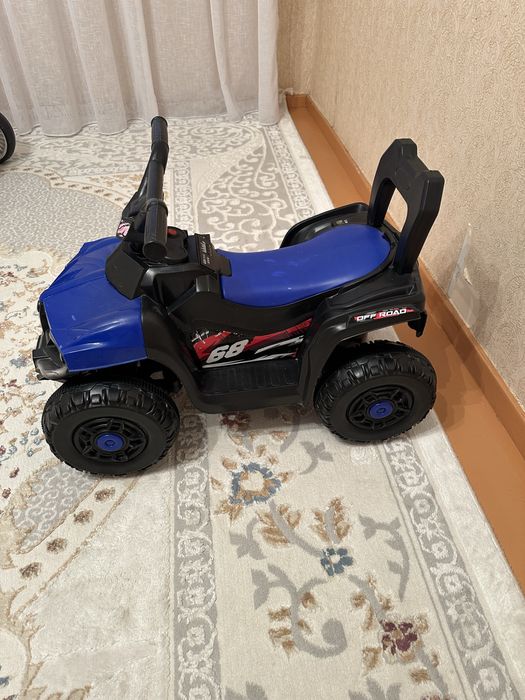 Детский кводрацикл