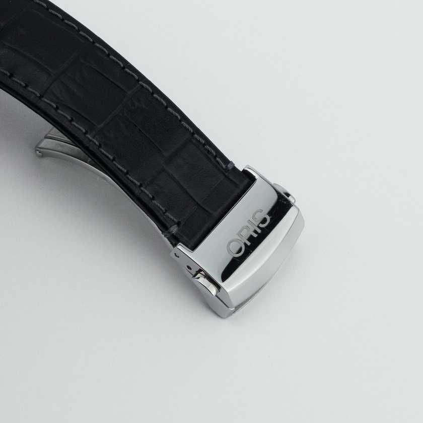 Oris Atrix Pointer Moon 42mm