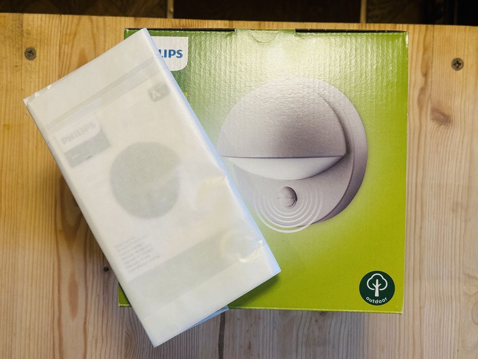 Aplica cu senzor Philips June exterior IP44