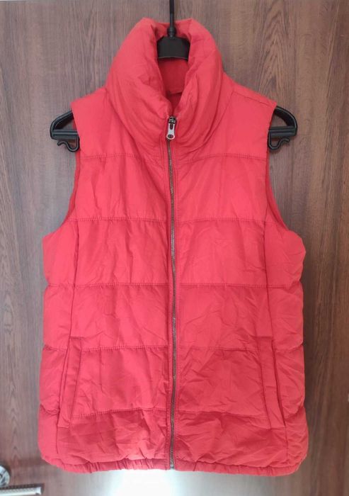 Стилен топъл елек от Old Navy, размер M/малък Л