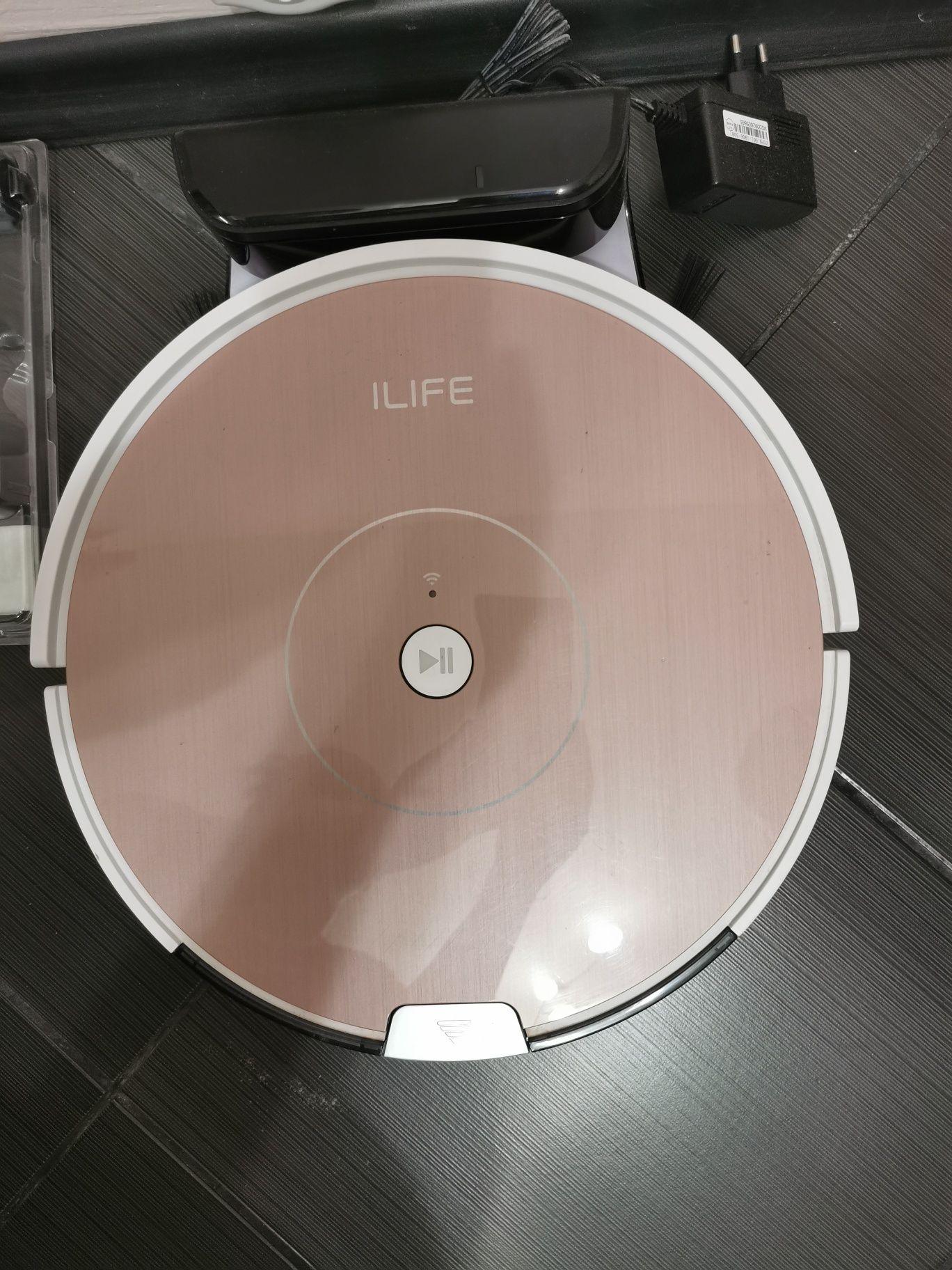 Робот ILIFE A80 plus