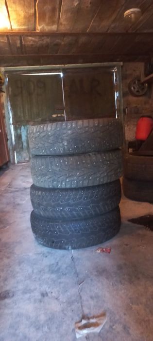 Колеса с шипами 215/65R16