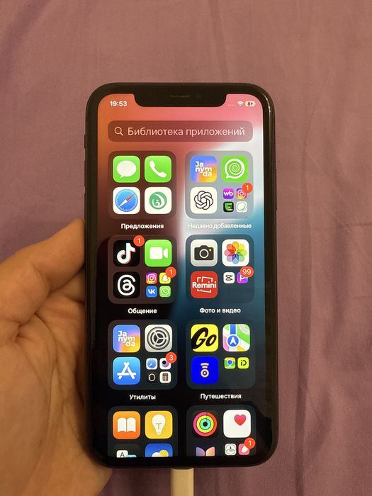 Продам айфон 11 128гб в хорошем состоянии