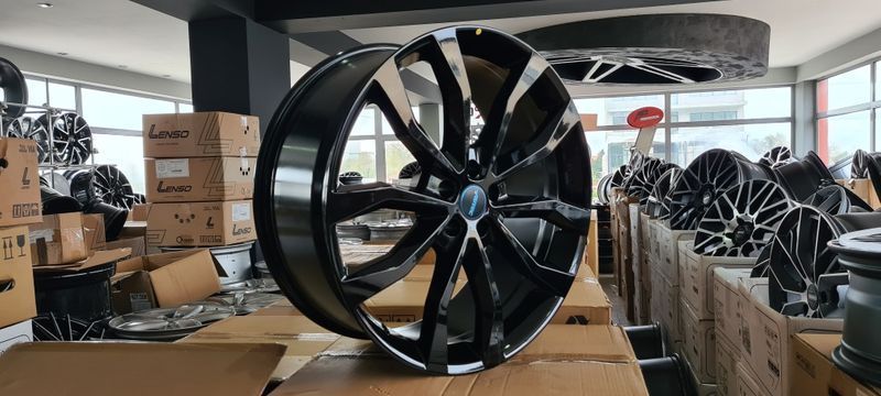 21цола 5х112 AUDI Ауди Q7 Q8 4бр