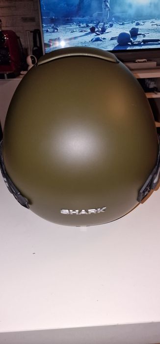 Casca Shark Vancover