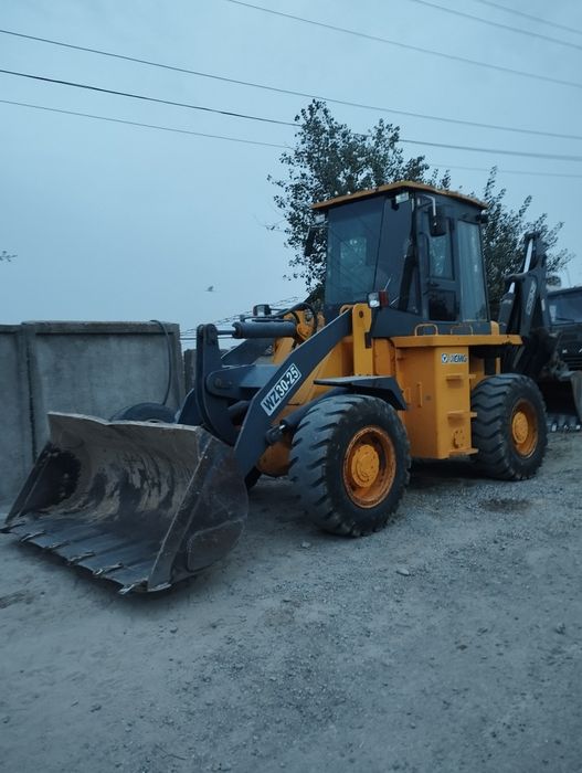 Пагрузчик экскаватор