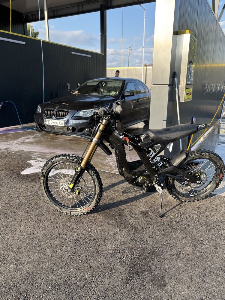 Surron light bee X 2025