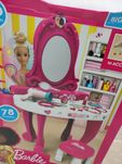 Страхотна детска тоалетка Barbie