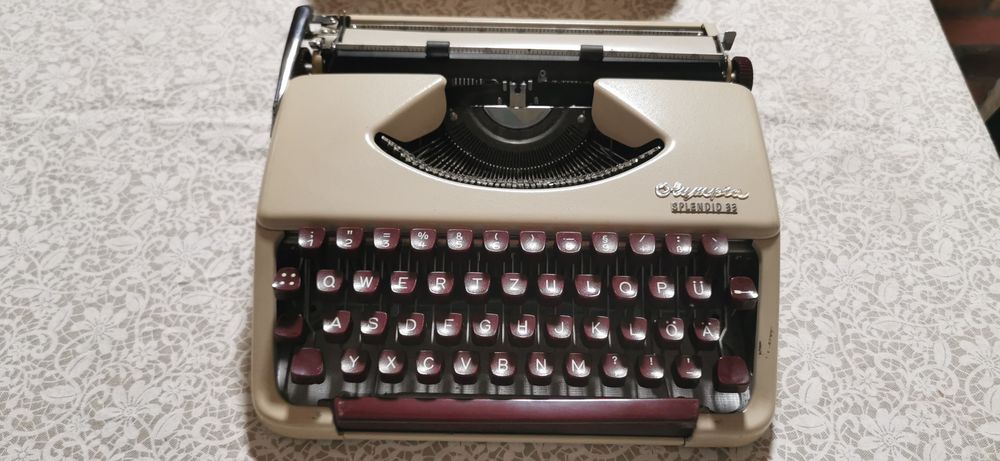 Masina de scris   Olympia Splendid 33