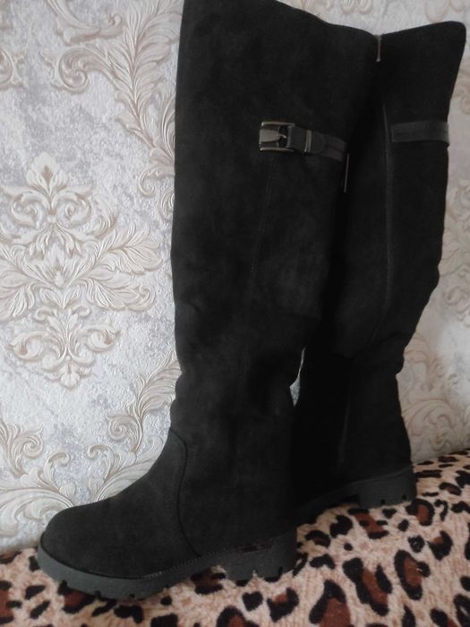 Продам Ботфорты в отличном состоянии