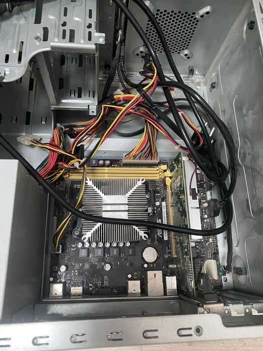 Pc desktop ddr3 carcare piese