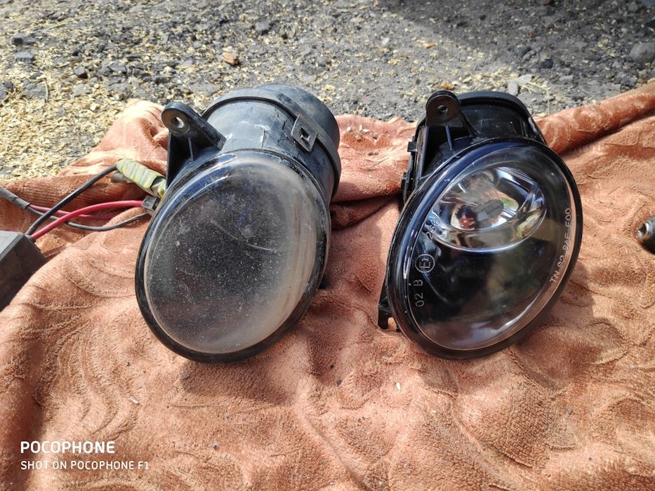 Запчасти от Ауди А6 универсал Противотуманки на Ауди А6 оригинал