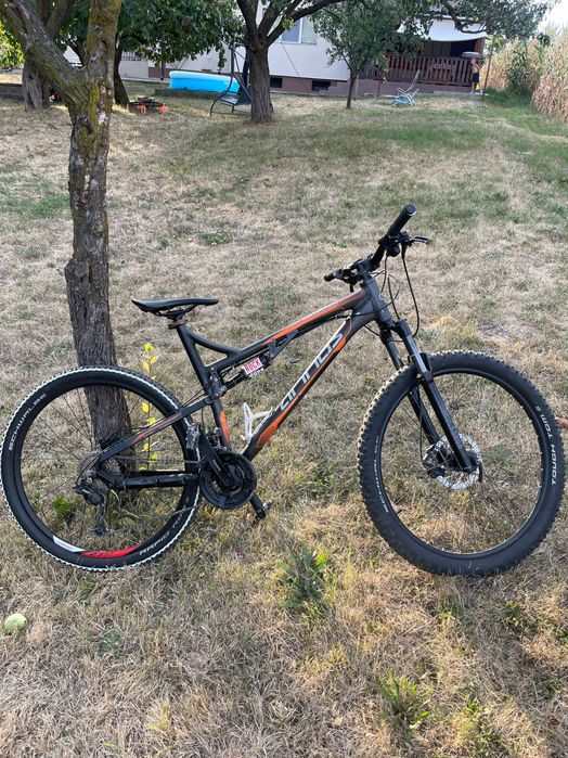 vând bicicleta Arinos 27.5 full sus
