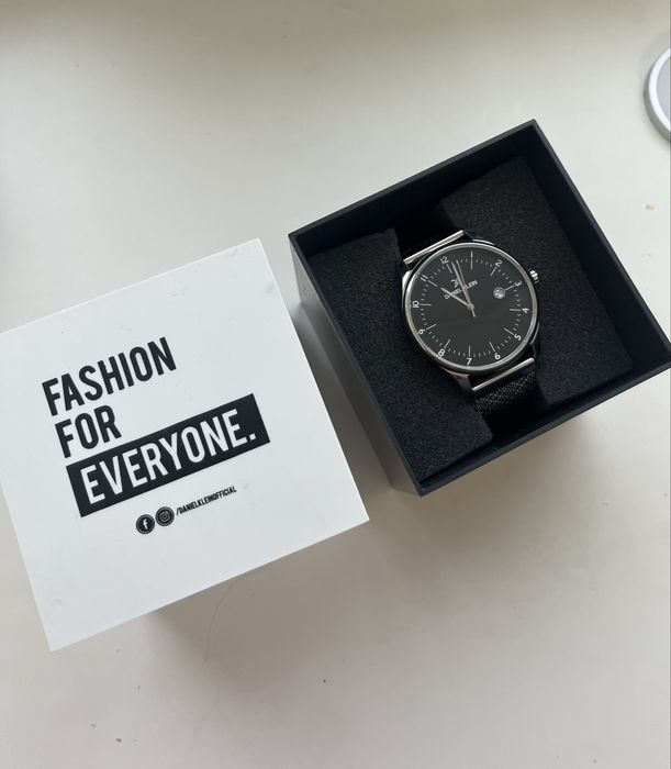 Продается мужские часы