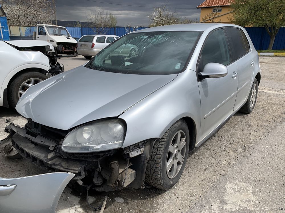 Голф 5 VW Golf 5 1.9tdi BKC