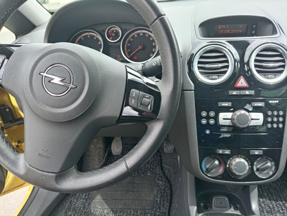 Opel CORSA 1.4 benz.