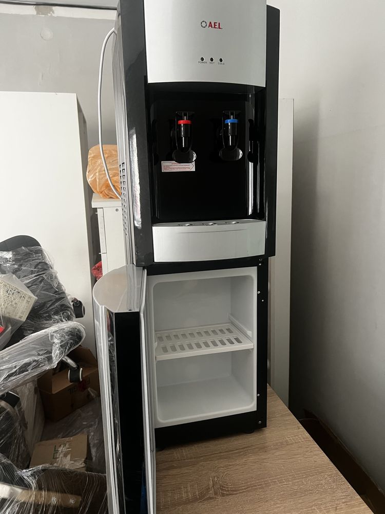 Продам кулер для воды в хорошем состоянии