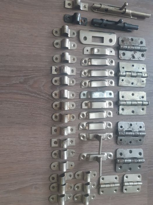 Продам фурнитуру для мебели