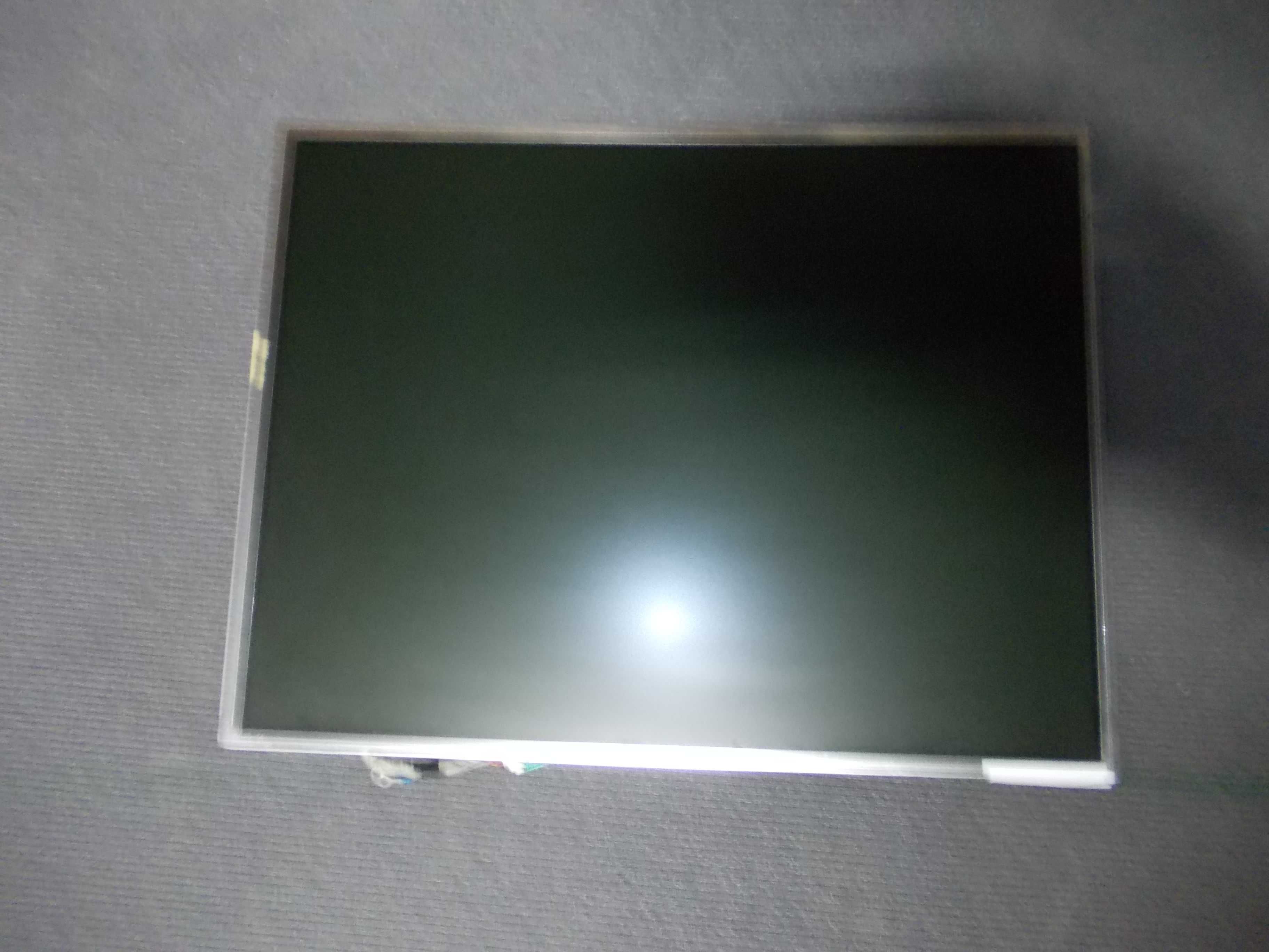 Display LG laptop trei modele diferite