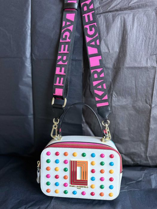 Оригинальная сумка Karl Lagerfeld Simone Studded Camera Crossbody.