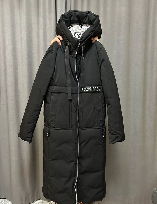 Зимний женский пуховик