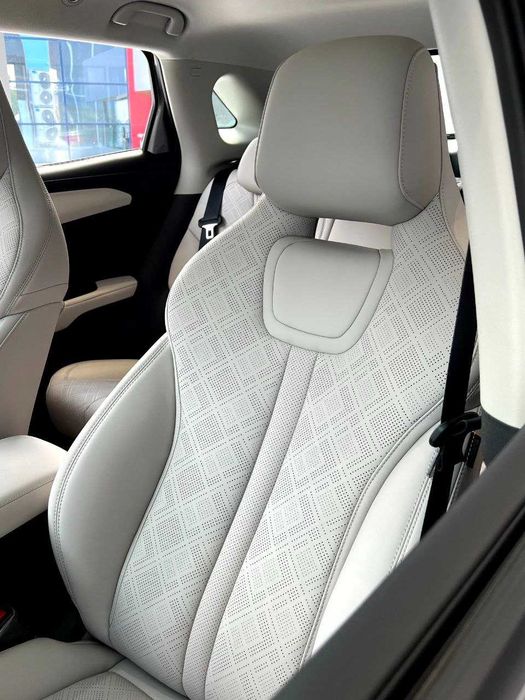 BYD Yuan Up 401 km flagship 2025