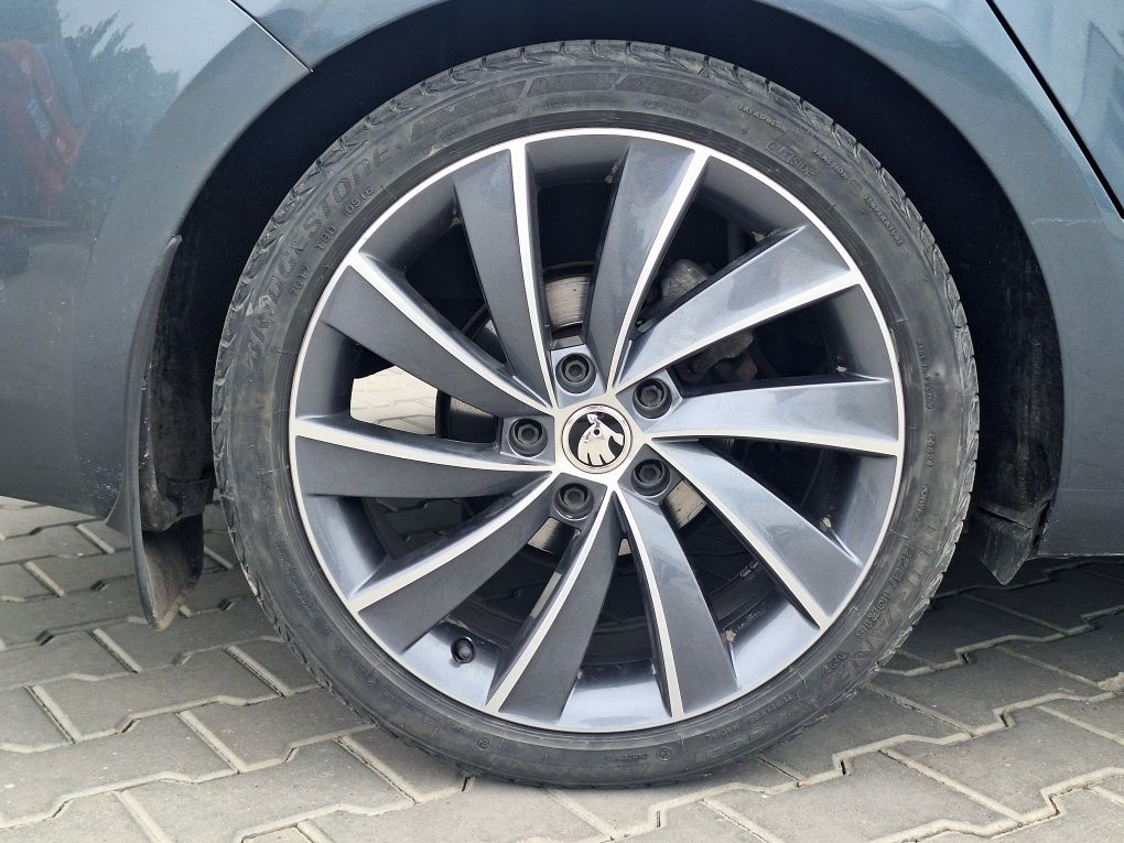 18 цола лети джанти Turbine Skoda