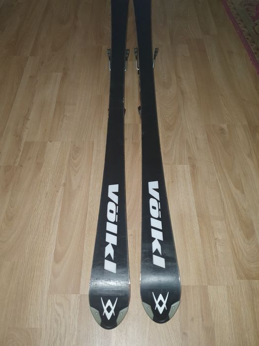 Clapari+ Skiuri de concurs Völki 165cm, 3 sezoane, legaturi Marker