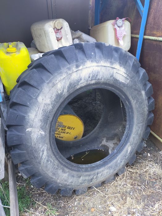 Продам шину б/у  на  lv 300