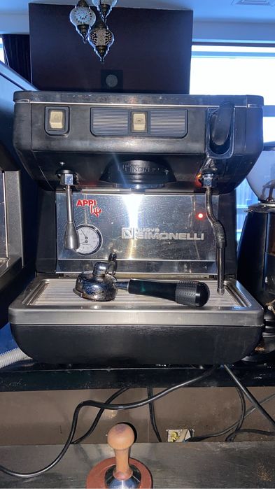 Продаю кофемашину для кафе, ресторана и офиса