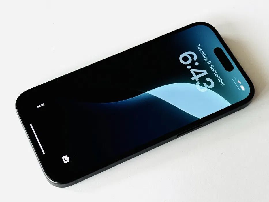 НОВ! Iphone 15 128GB Black 100% Батерия! Гаранция 6 месеца