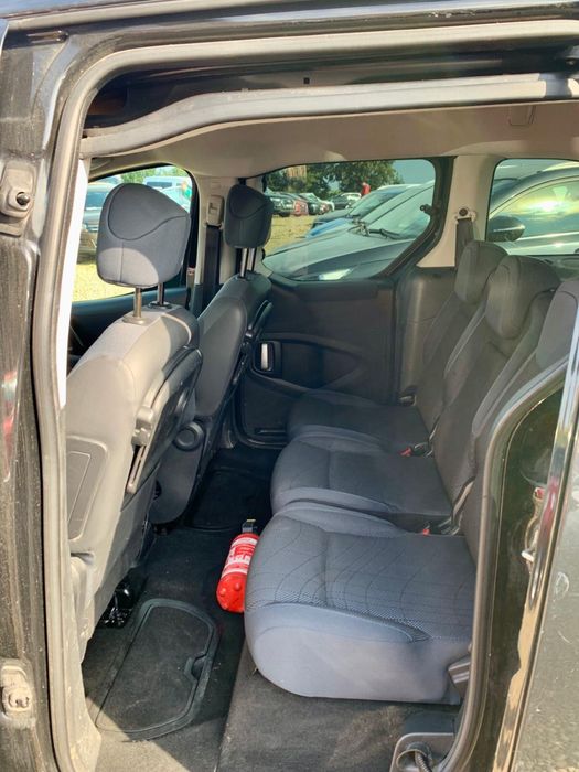 Peugeot Teppe 5 locuri Accept Variante