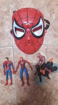Spiderman masca si figurine
