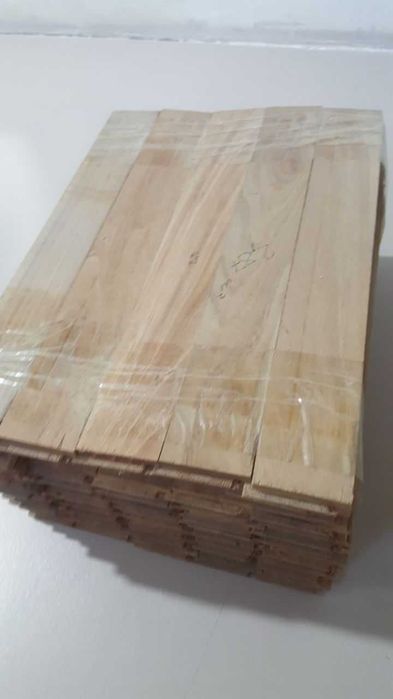 Паркет  карагач  однотонный цвет    39 y.e   торг  130 кв