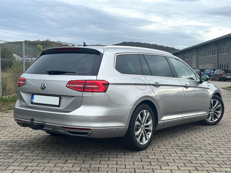 Volkswagen Passat 2.0 TDI 239 CP Automat 4X4 | Ventilatie | Masaj LED