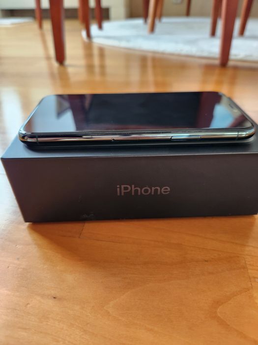 Iphone 11 pro, 256 GB + кейс Karl Lagerfeld