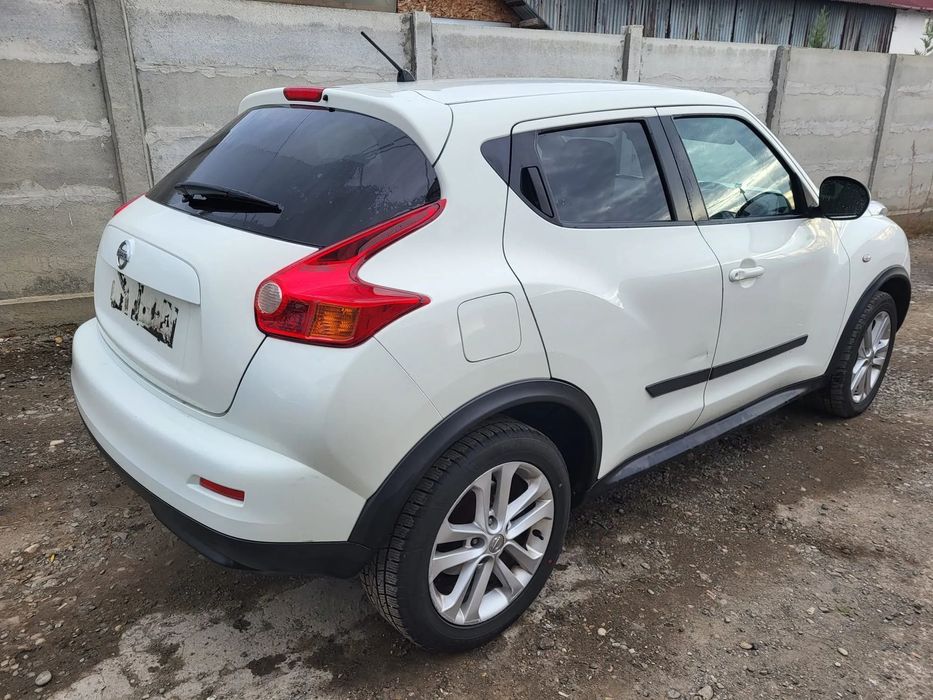 BARA SPATE/HAION CU LUNETA NISSAN JUKE