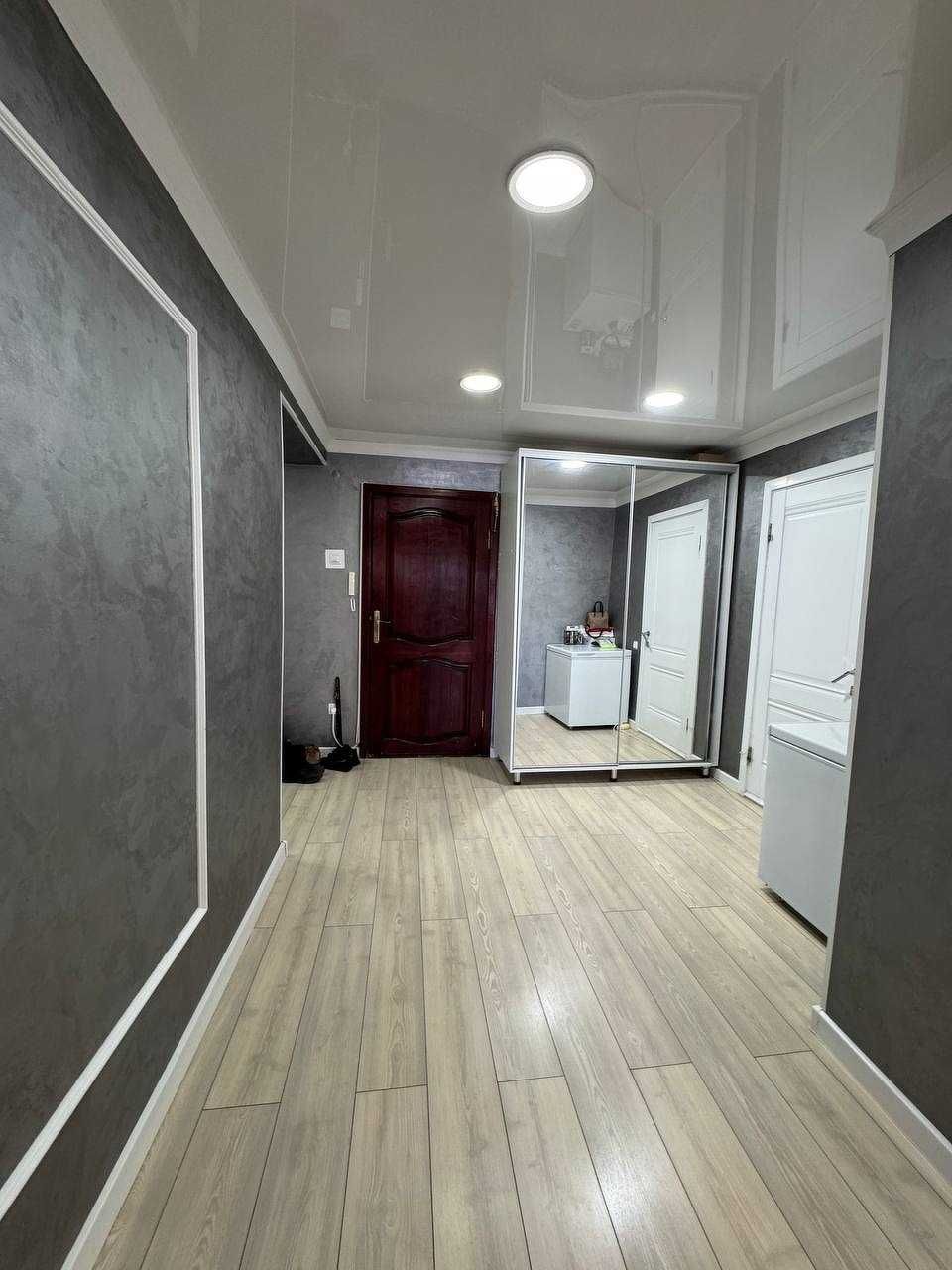 Продам 3 к.кв. ву районе Центрального Стадиона