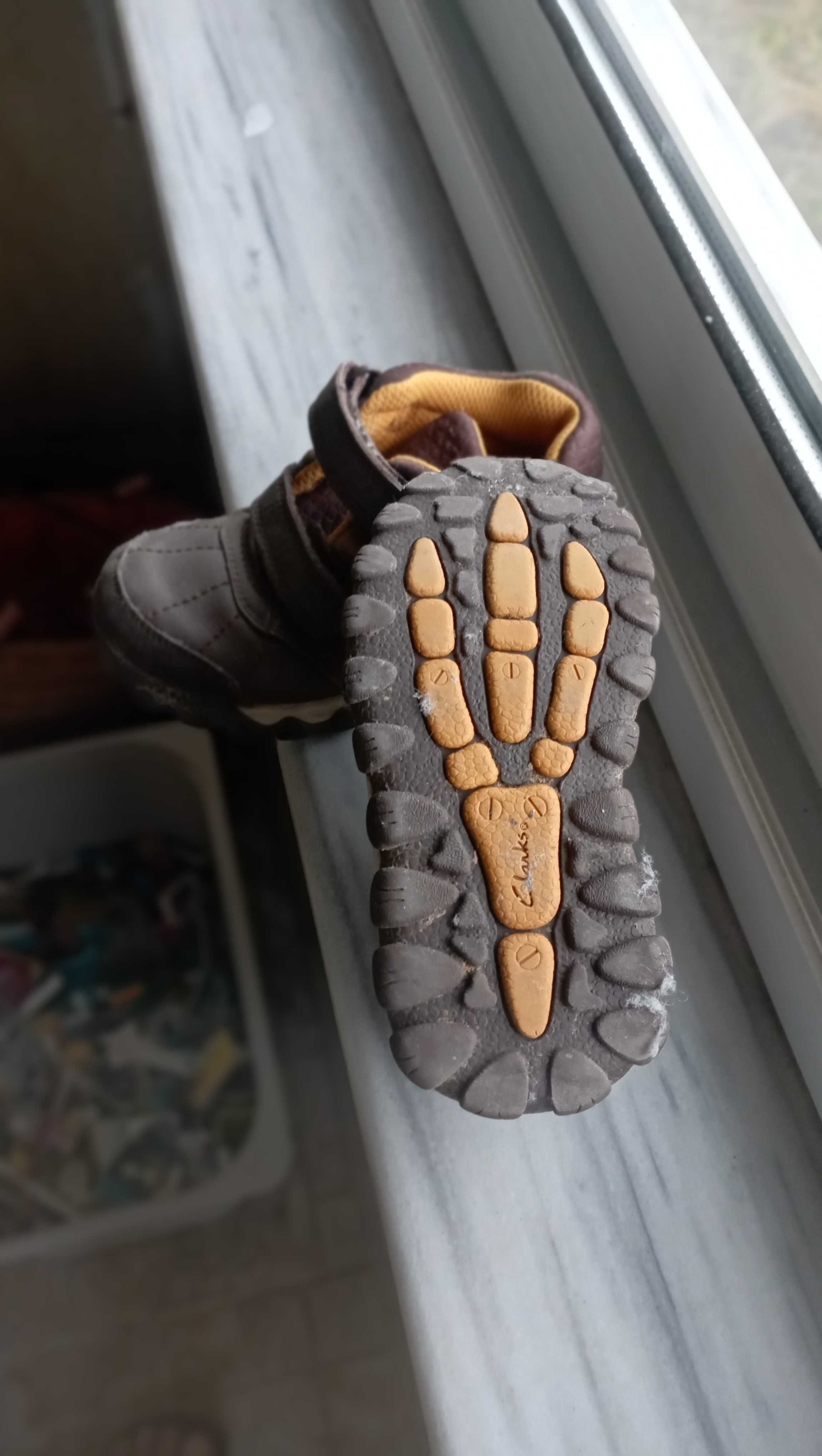 Детски боти Clarks 24 н.