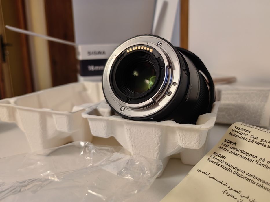 Обектив Сигма Sigma 16mm f1,4 DC DN Canon EF-M + cpl Filter +UV филтър