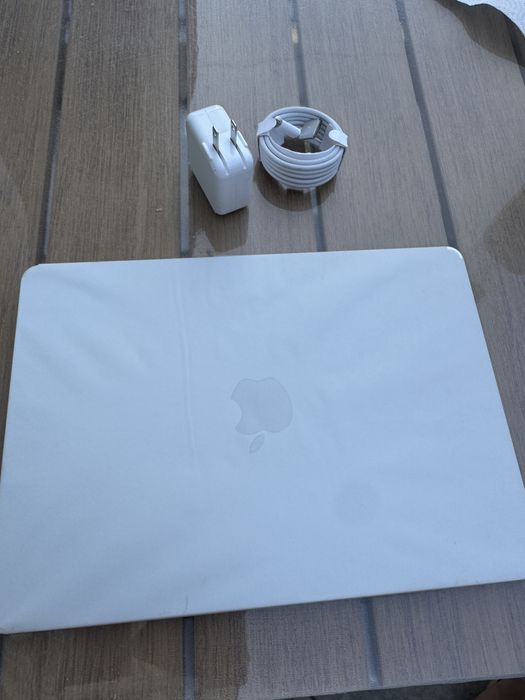 Macbook Air 13 M4 16gb 512gb starlight