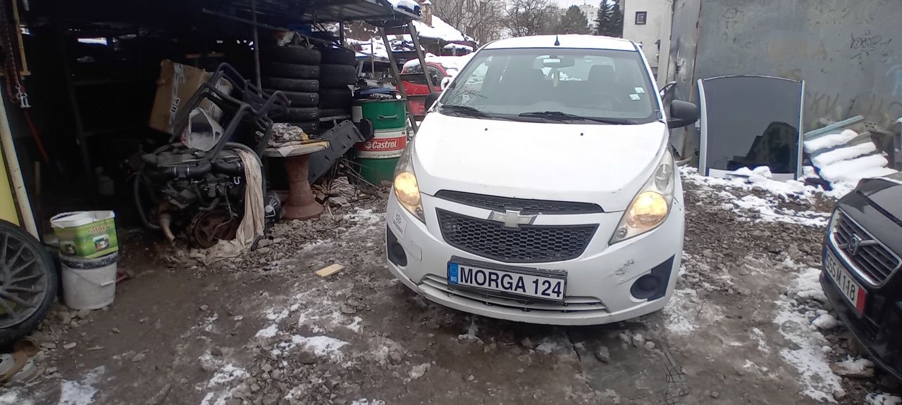 Chevrolet spark на части