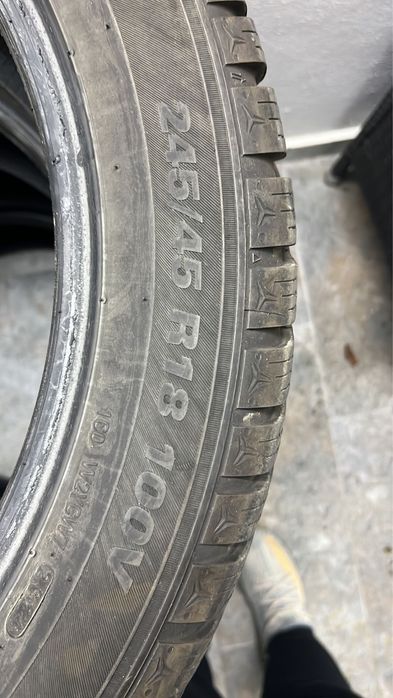 Anvelope Iarna Kumho 245.45.18 100V