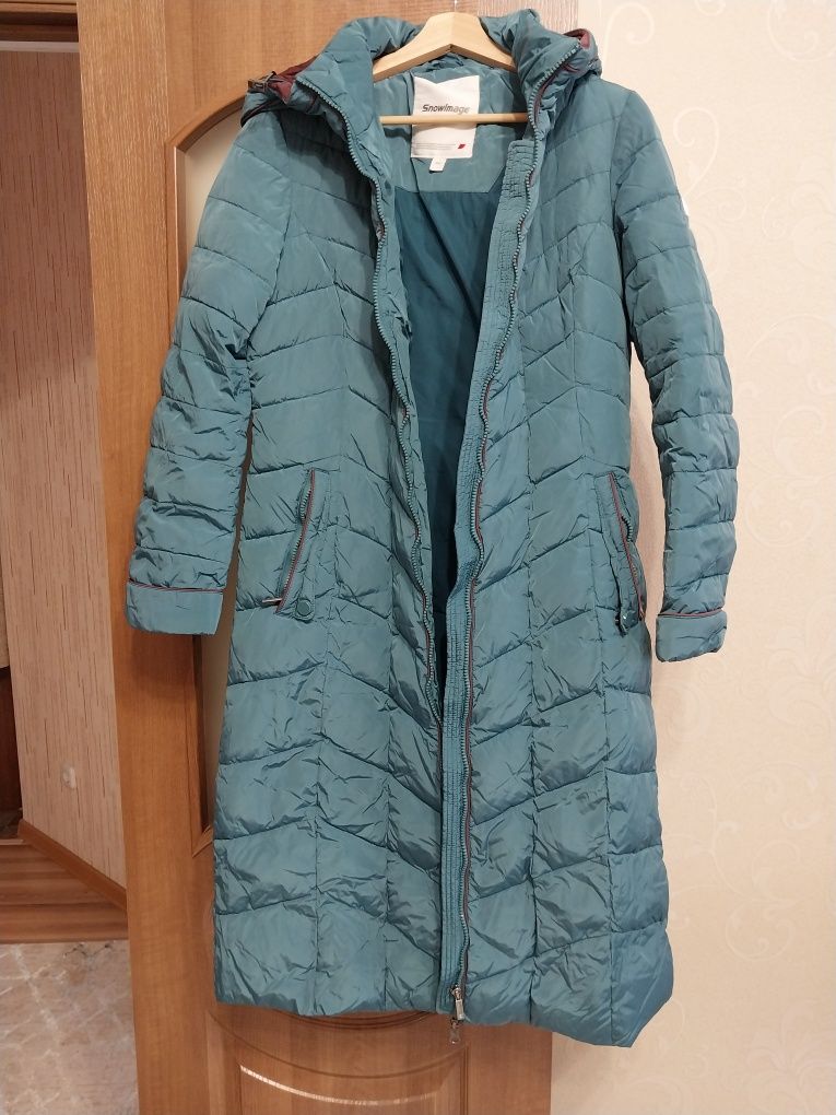 Продам женскую куртку за 10000