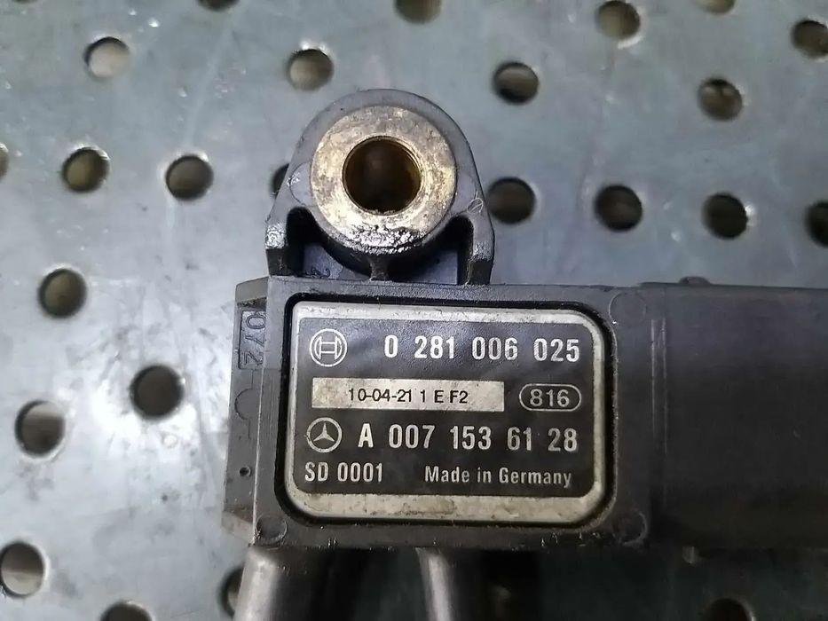 Senzor presiune aer 2.2 cdi mercedes e class w211 0281006025 a0071536128