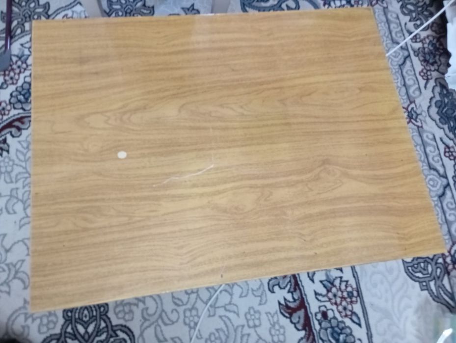 Продам журнальный столик раскладной в хорошем состоянии