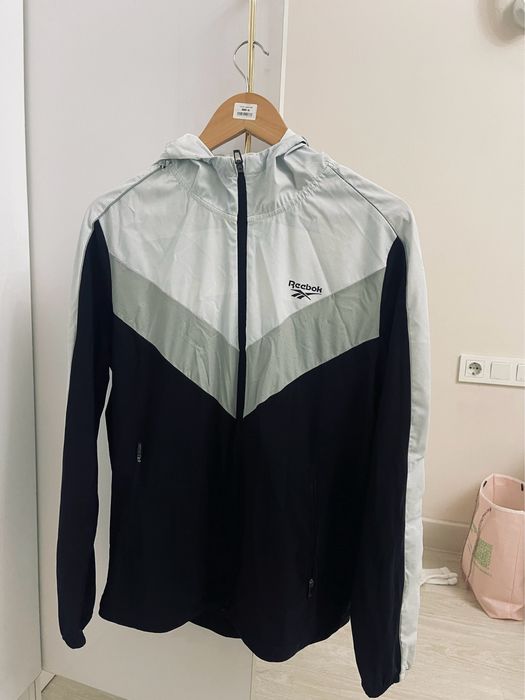 Reebok спортивка очень в хорошом состояний