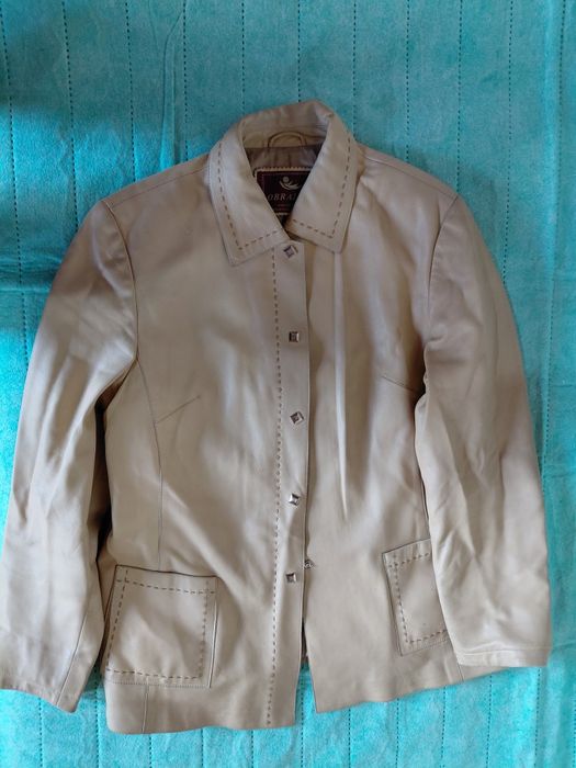Женский пиджак  кожанный