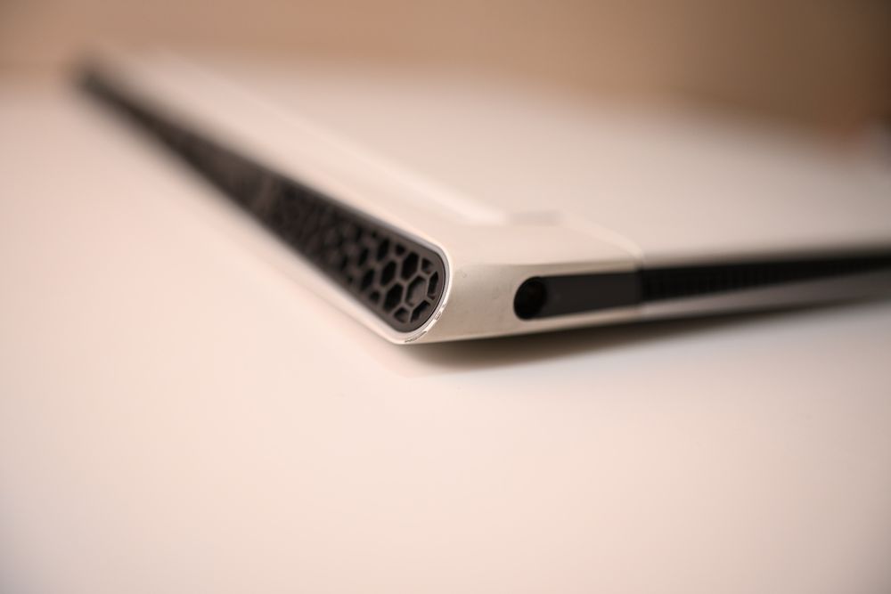 Alienware X17 R1, I9-11980Hk, 2.6 ghz (330ghz), 32gb ram, 500gb ssd