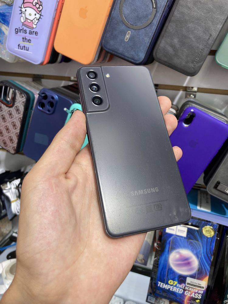 Samsung S21Fe 6/128 ideal